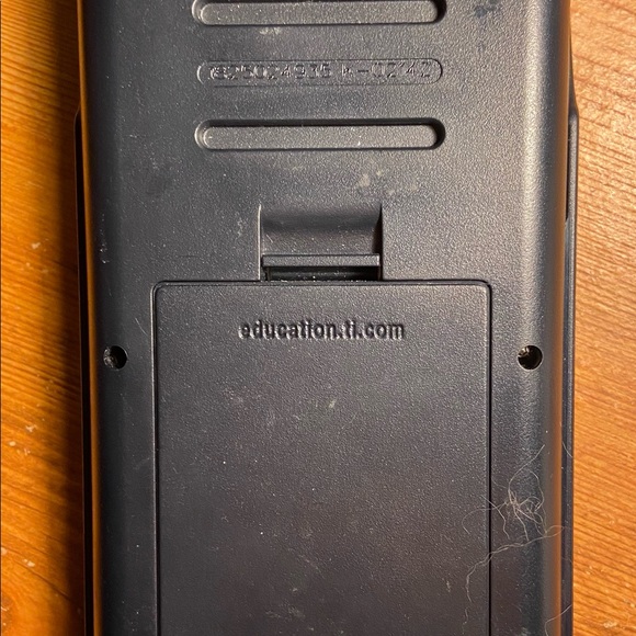 T1-84 Plus Texas Instruments Graphing Calculator - Picture 4 of 8